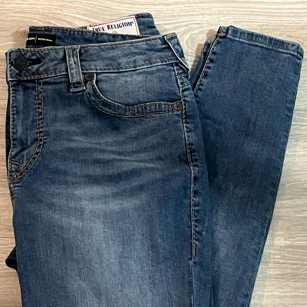True Religion Jennie Curvy Mid Rise Skinny Jean Never worn No tags